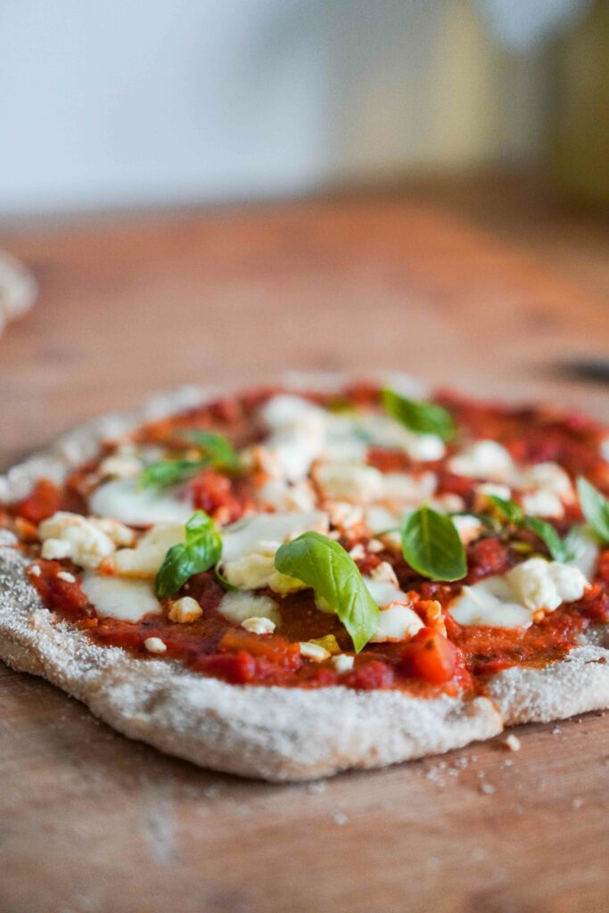 Pfannenpizza mit Sauerteig